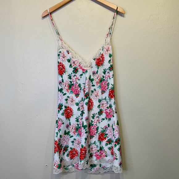 Victoria's Secret | VTG Lace Floral Camisole Slip Lingerie Nightie - Picture 4 of 9